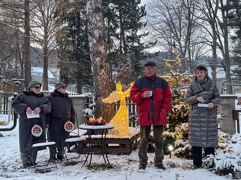 Třetí adventní neděle - Milé setkání v zahradě